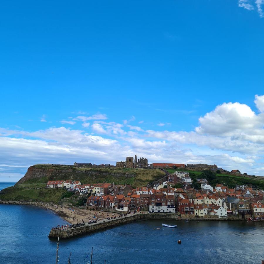 Frida'S Cottage Whitby Bagian luar foto